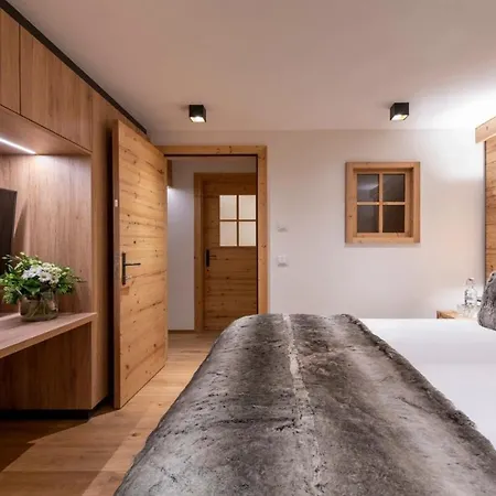 Chalet Luxury Chalet In *