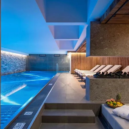 Luxury Chalet In Chalet